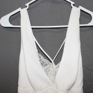 FOREVER 21 IVORY SLEEVELESS V NECK WITH LACE DRESS